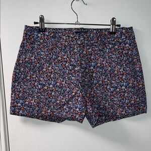 GAP Women's Floral Patterned Shorts